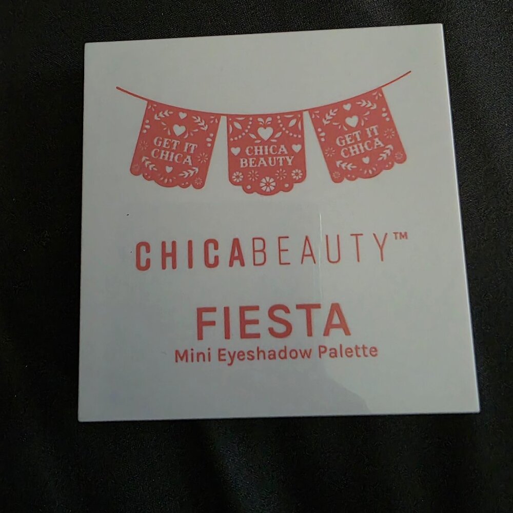 Chica Beauty Fiesta eyeshadow palette